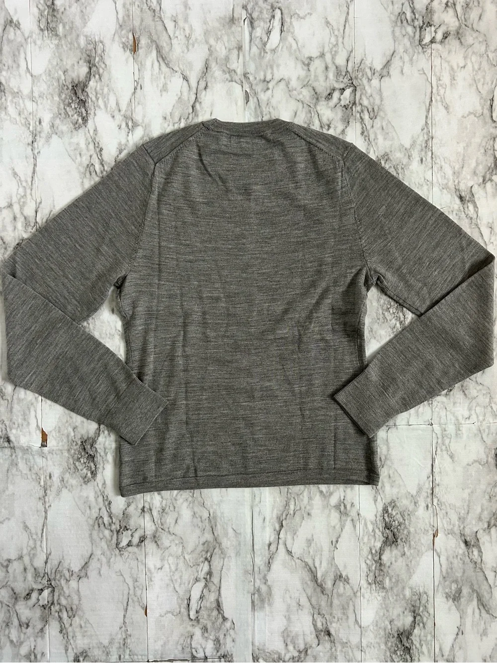 J. Crew | women’s size medium 100% merino wool Carolyn fitted crewneck sweater